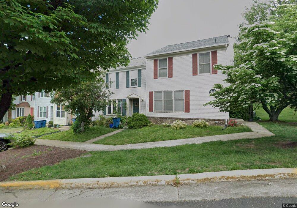 7384 Stream Way, Springfield, VA 22152 - photo 1