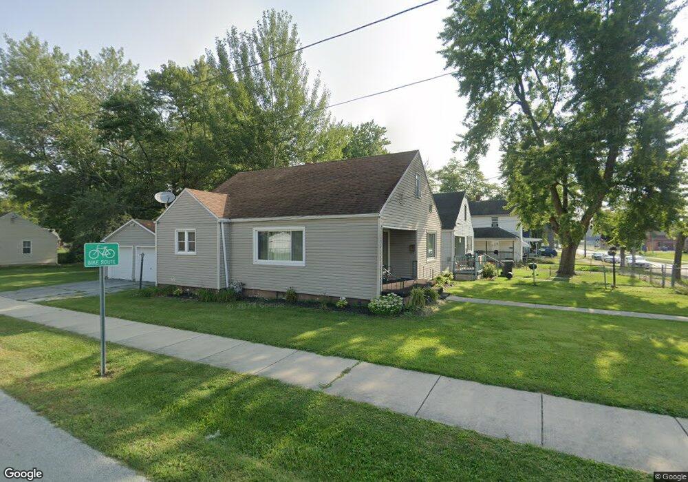 801 Catalpa Ave, Lima, OH 45804 - photo 1