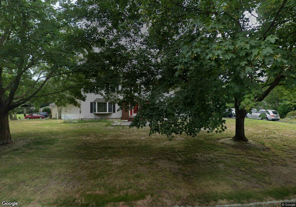 8 Zev Ct, Monmouth Junction, NJ 08852 - photo 1