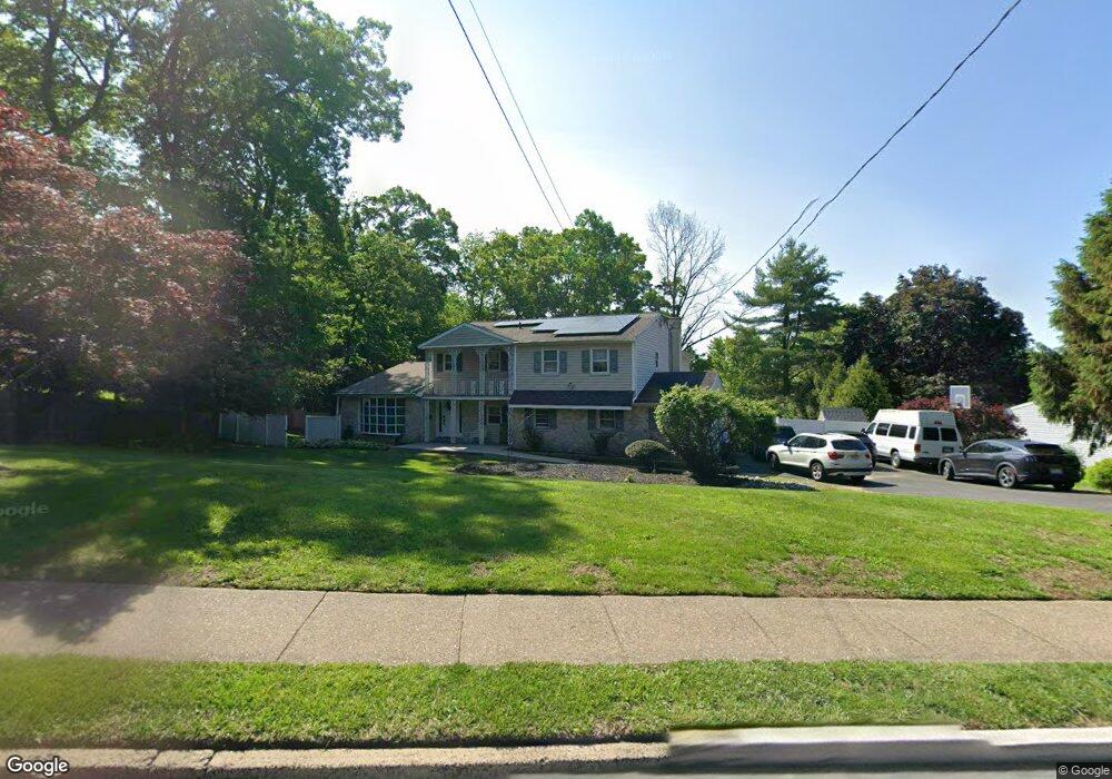 929 Twining Rd, Dresher, PA 19025 - photo 1