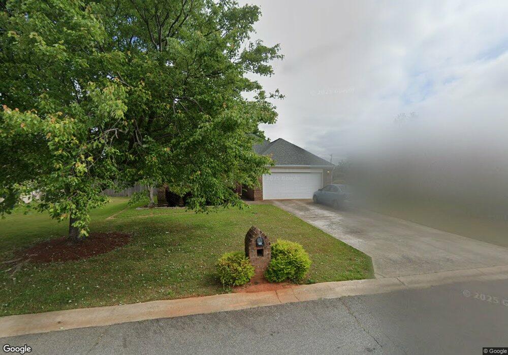 109 Blue Jay Way, Warner Robins, GA 31088 - photo 1