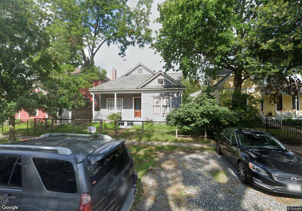 829 Columbia St, Houston, TX 77007 - photo 1