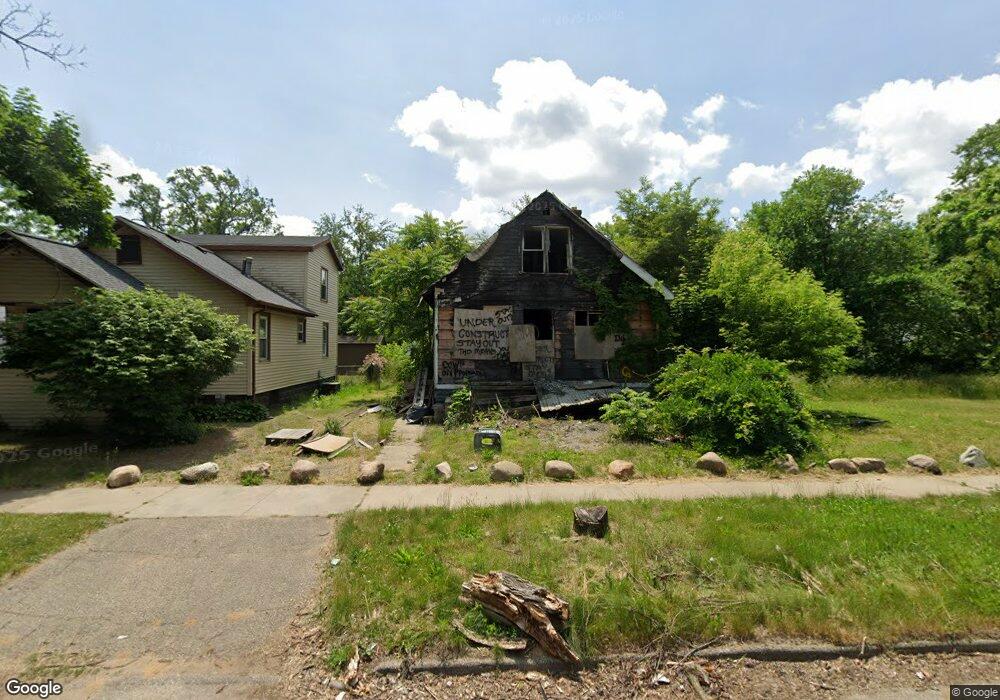 1802 Arizona Ave, Flint, MI 48506 - photo 1
