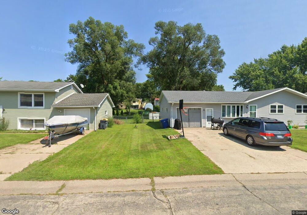 905 Redwood St E, La Crescent, MN 55947 - photo 1