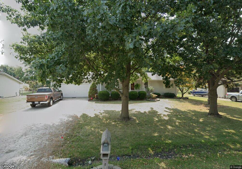 23415 Mimi St, Jerseyville, IL 62052 - photo 1