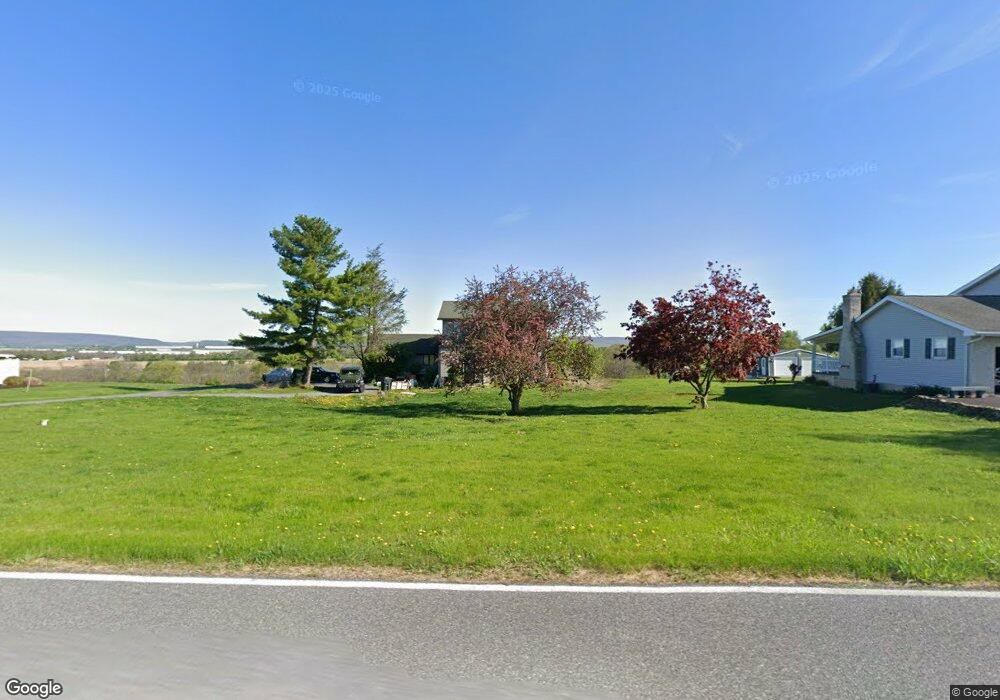 704 Stone Hill Rd, Shoemakersville, PA 19555 - photo 1