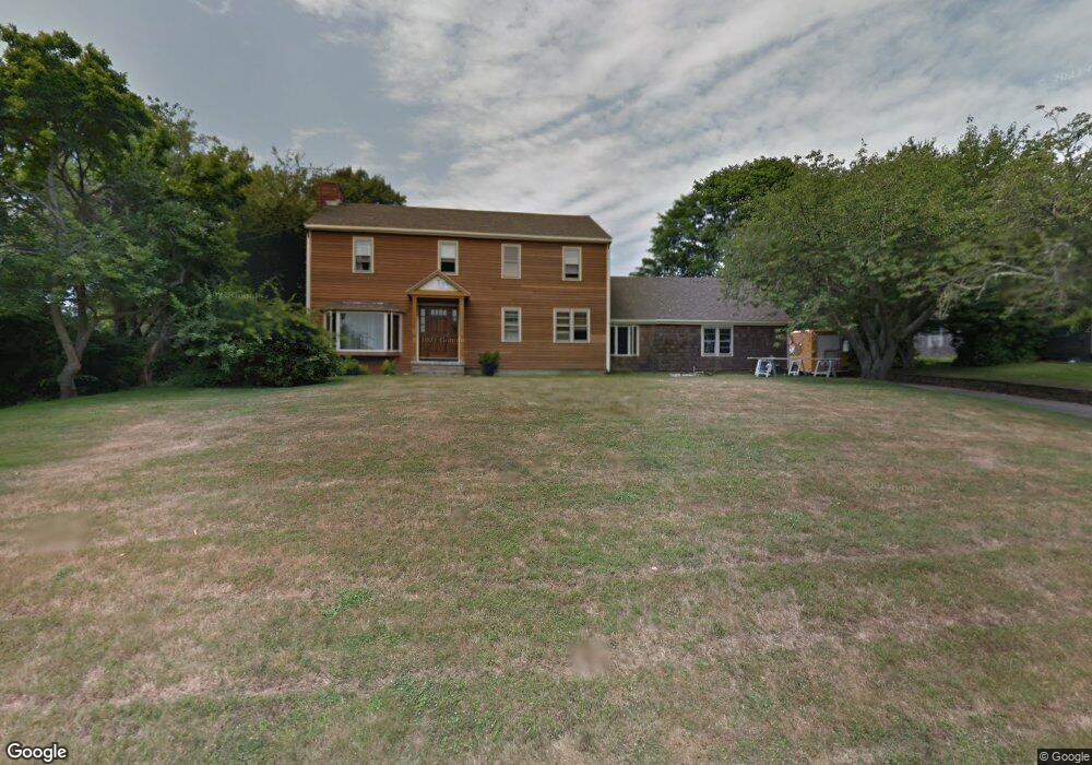 11 Baldwin Rd, Middletown, RI 02842 - photo 1