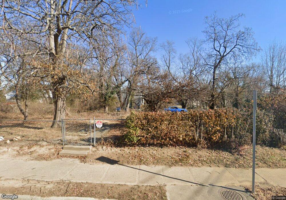 3725 Lacy Blvd, Falls Church, VA 22041 - photo 1