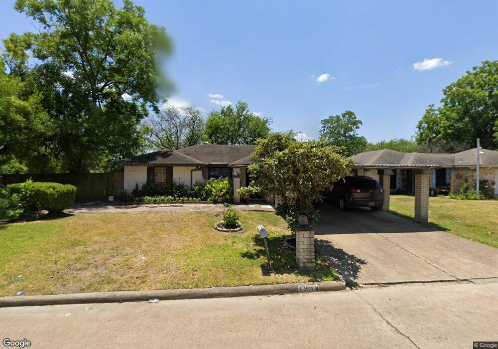 1903 Mosher Ln, Houston, TX 77088 - photo 1