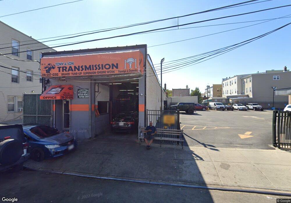 10114 99th St, Jamaica, NY 11416 - photo 1