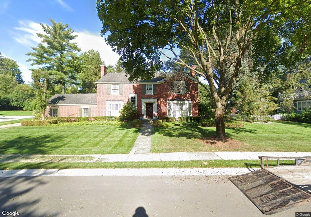 535 Overhill Rd, Bloomfield Hills, MI 48301 - photo 1