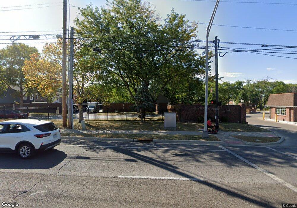 563 Simbury St unit 4, Columbus, OH 43228 - photo 1