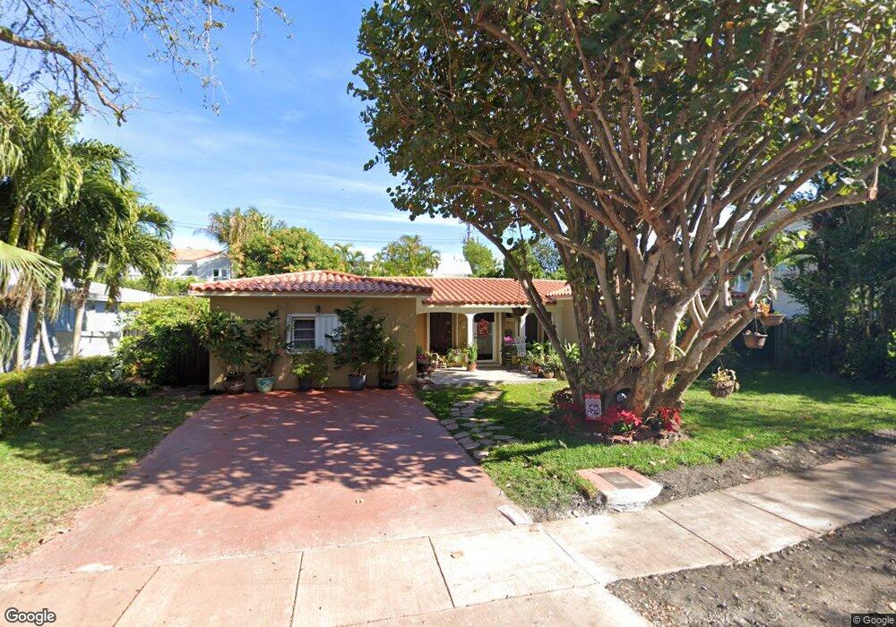 677 Glenridge Rd, Key Biscayne, FL 33149 - photo 1