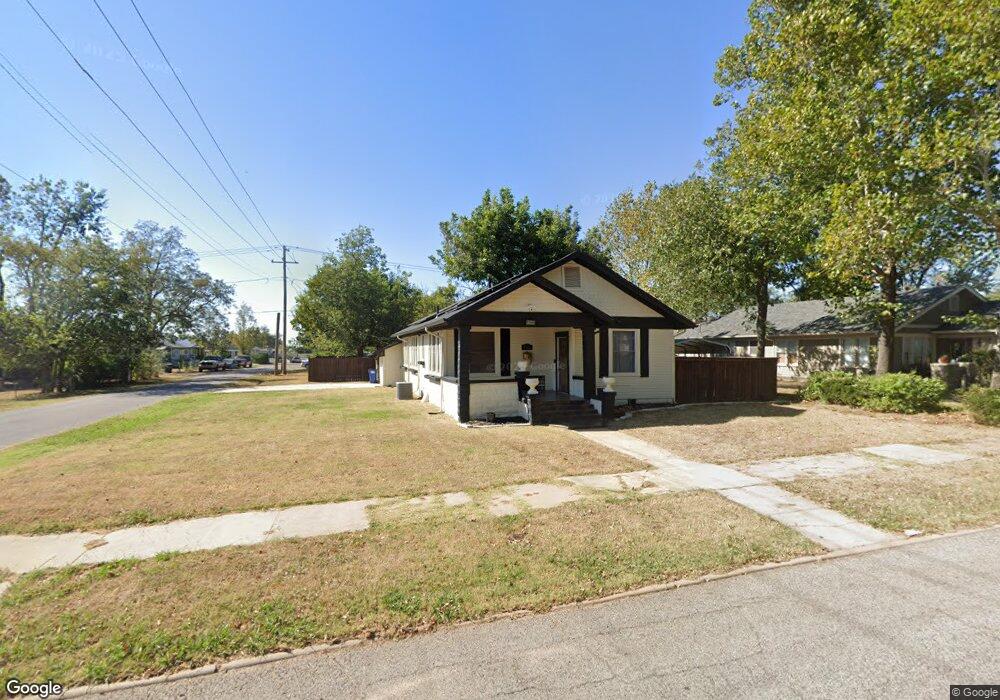 1302 N Beard Ave, Shawnee, OK 74801 - photo 1