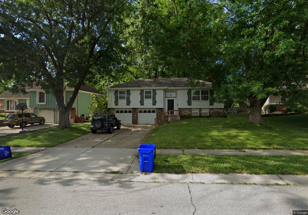 11907 W 59th Terrace, Shawnee, KS 66216 - photo 1