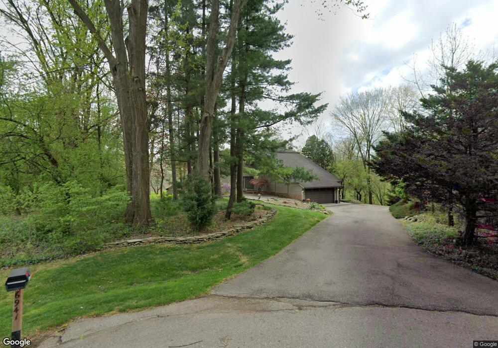 6941 Erin Way, Troy, MI 48098 - photo 1