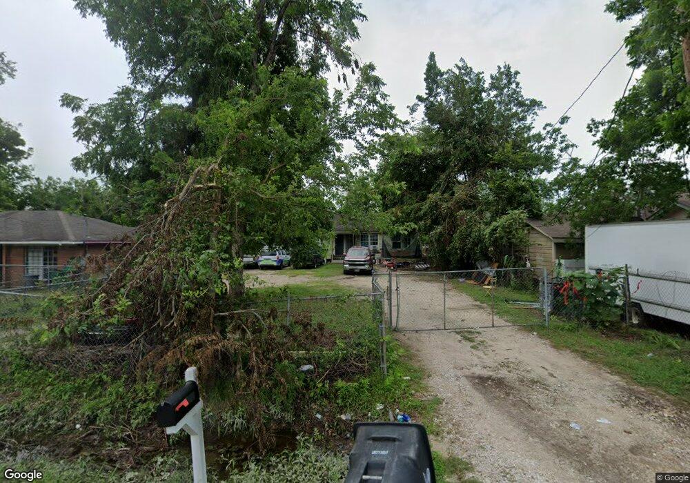 2406 Keeland St, Houston, TX 77093 - photo 1