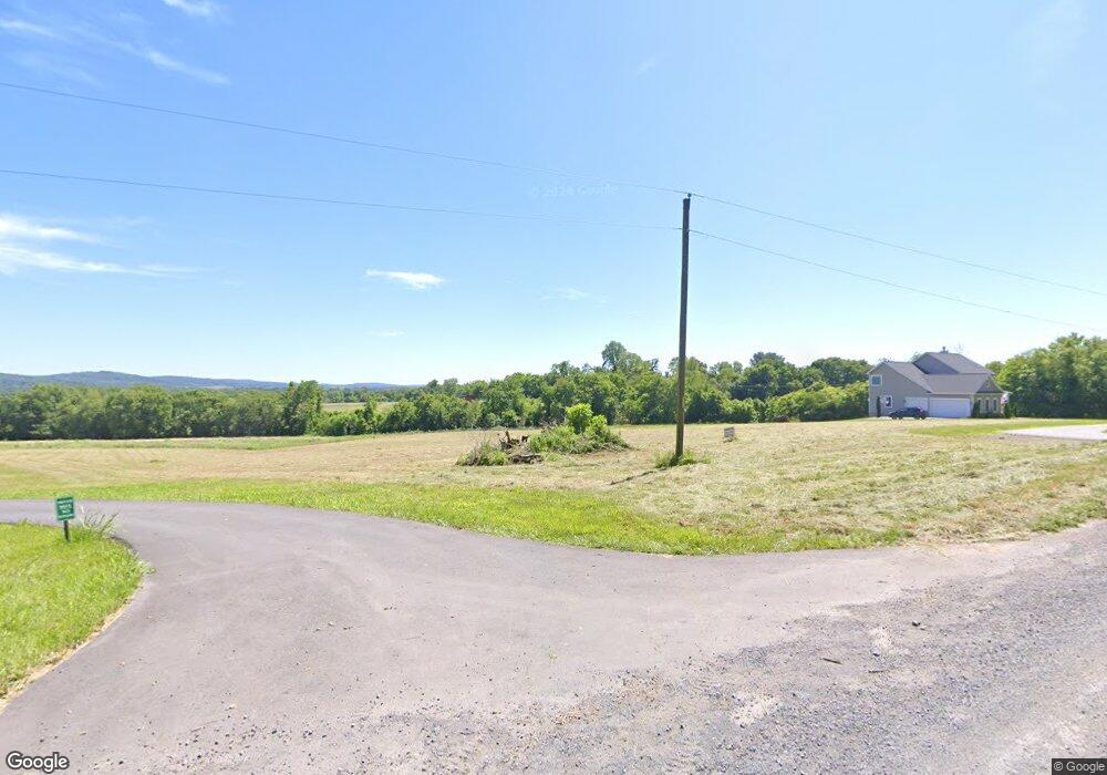 12107 Petey Ln, Lovettsville, VA 20180 - photo 1