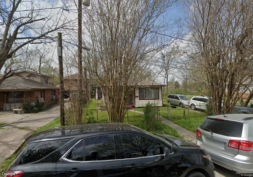 3015 Grovey St, Houston, TX 77026 - photo 1