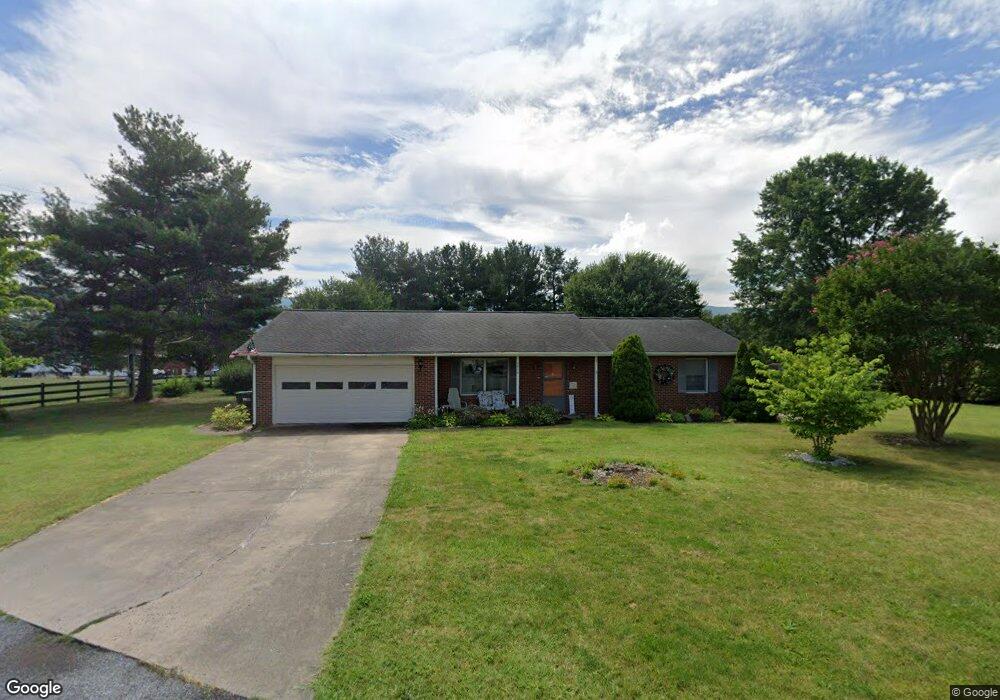 9816 Pleasant View Dr, New Market, VA 22844 - photo 1