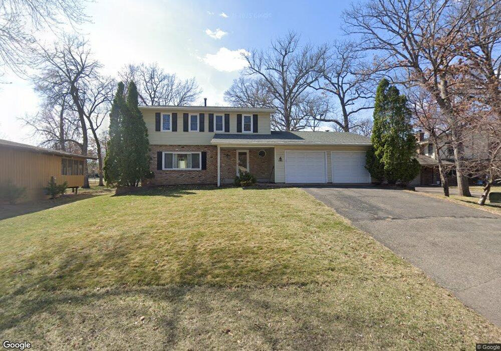 6561 Goldenrod Ln N, Maple Grove, MN 55369 - photo 1