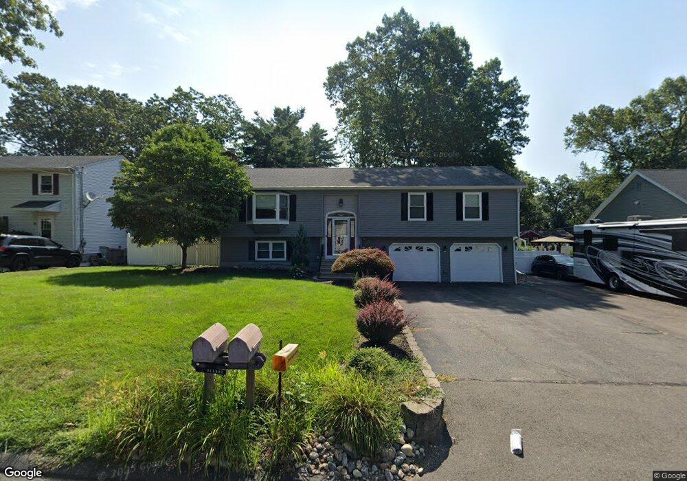 28 Pine Hill Rd, Enfield, CT 06082 - photo 1