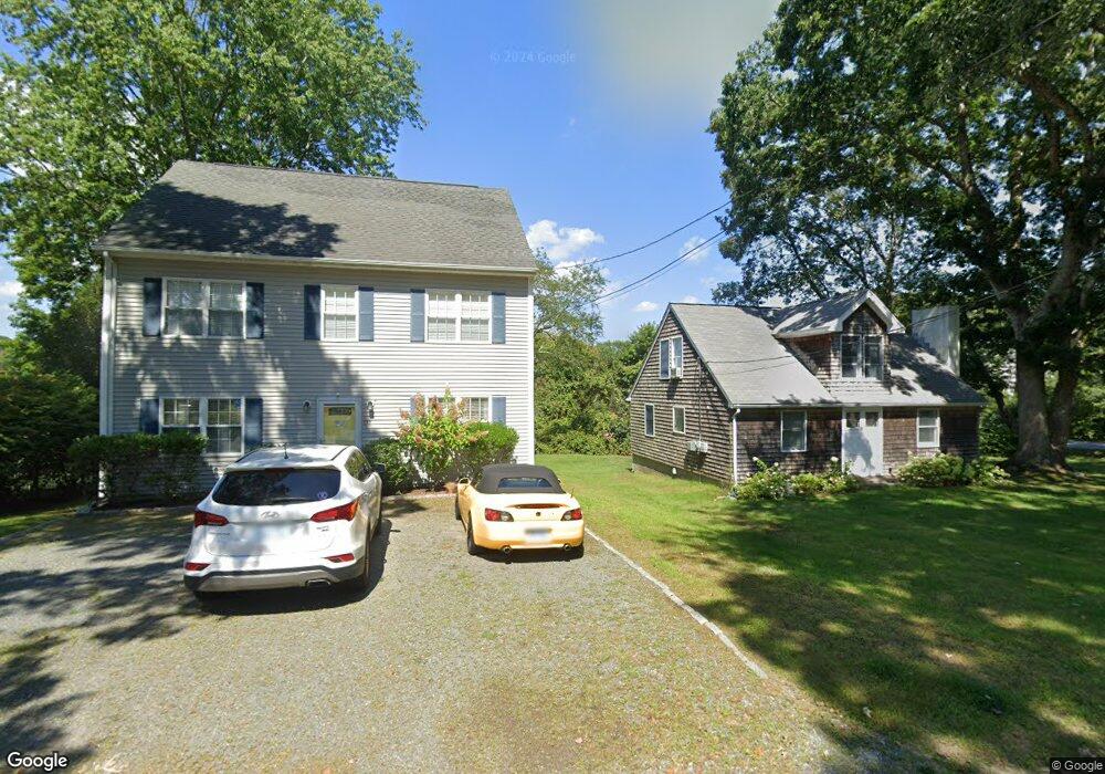 131 Conanicus Rd, Narragansett, RI 02882 - photo 1