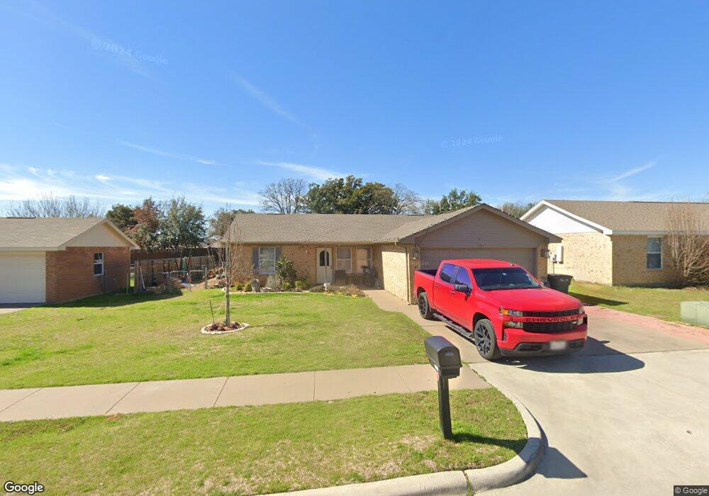 304 Kathy Ln, Granbury, TX 76049 - photo 1