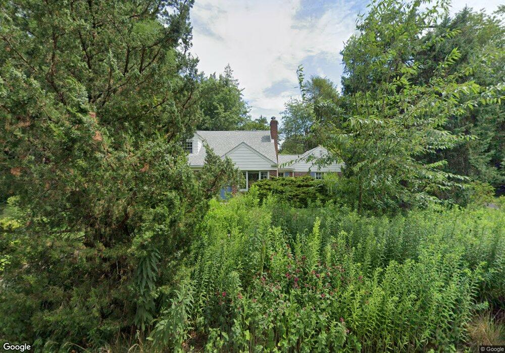 310 Barry Ln, Wallingford, PA 19086 - photo 1