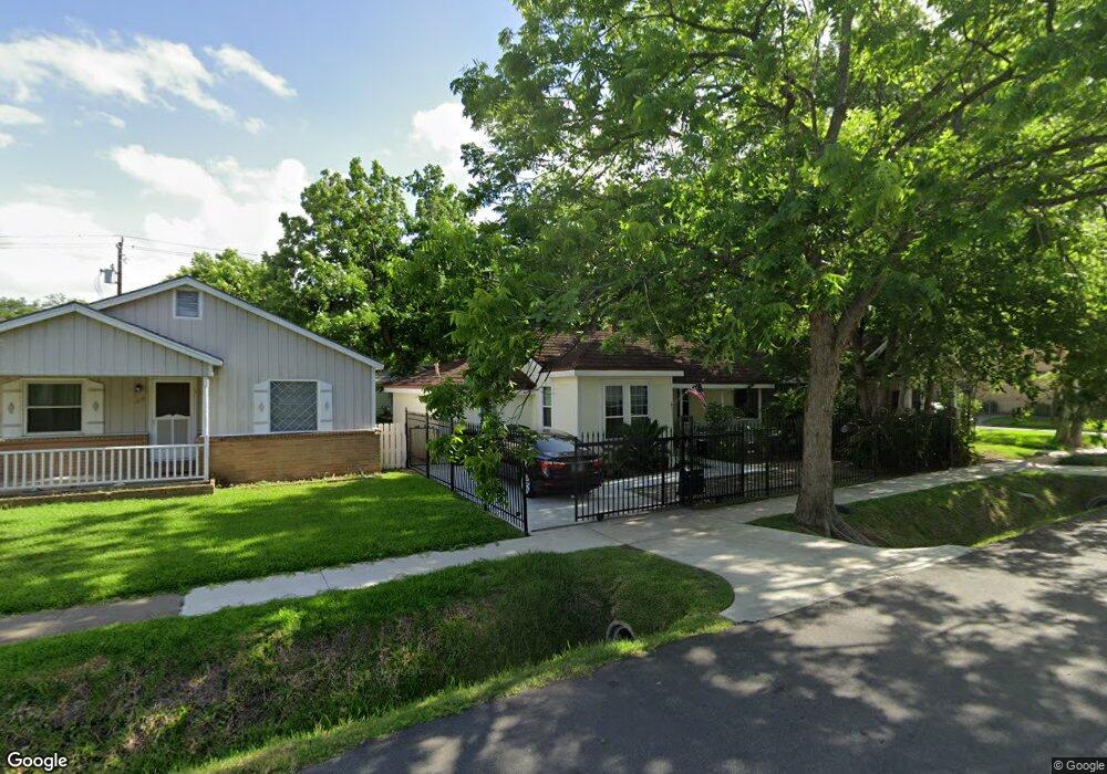 843 E 26th St, Houston, TX 77009 - photo 1