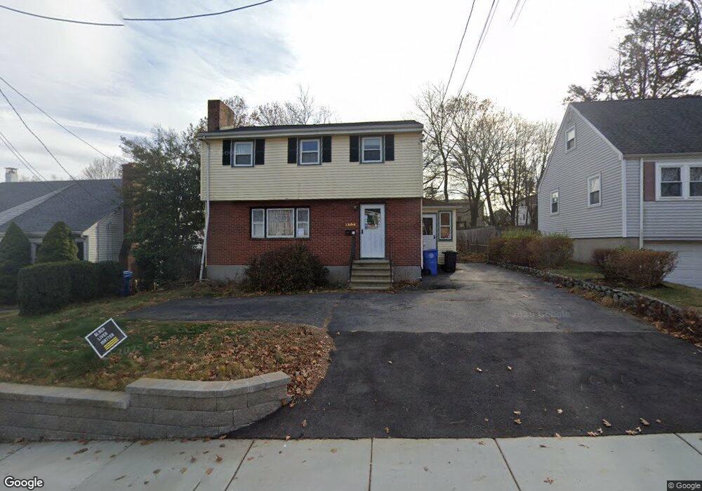 1306 Trapelo Rd, Waltham, MA 02451 - photo 1