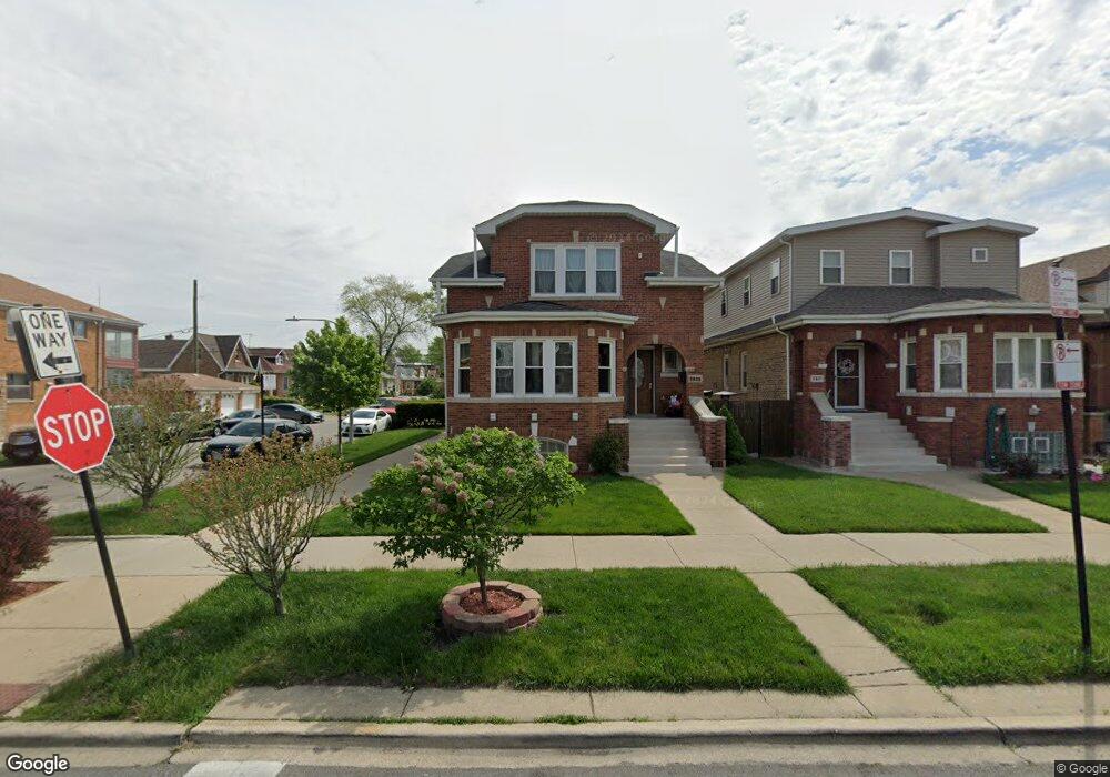 2825 N Long Ave unit 3, Chicago, IL 60641 - photo 1