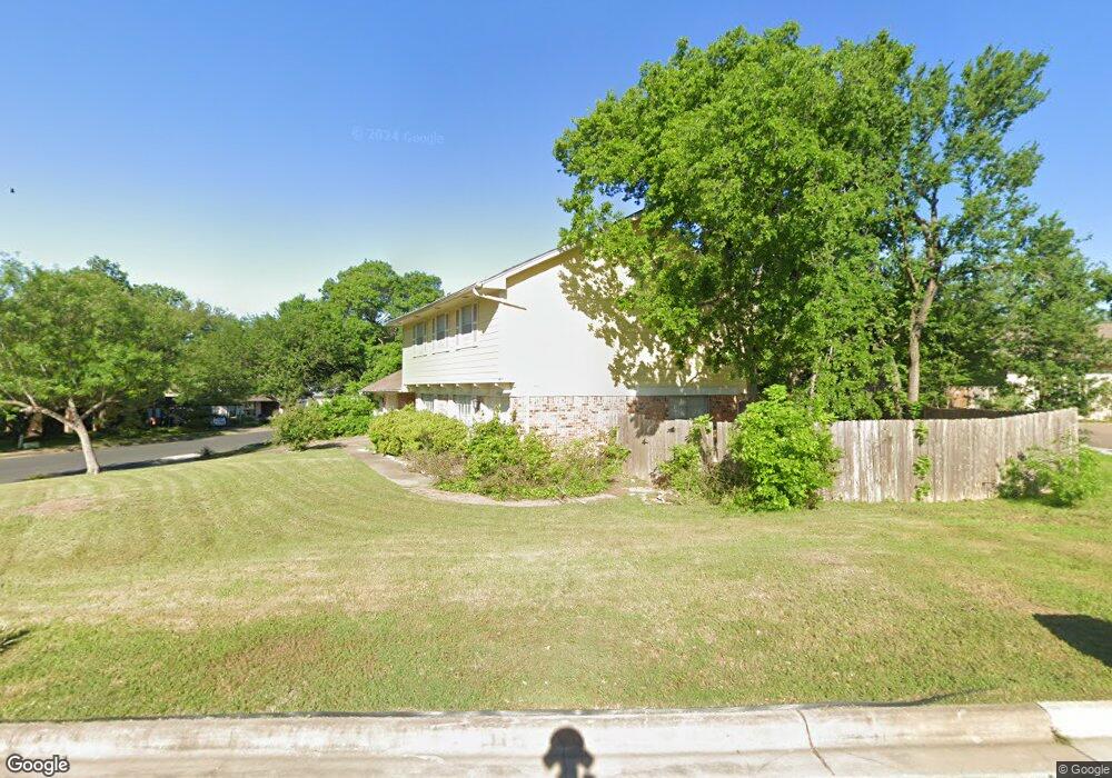 9200 Quail Hill Cir, Austin, TX 78758 - photo 1