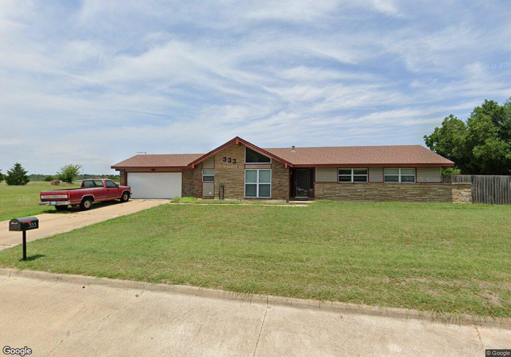 333 Ridgecrest Dr, Duncan, OK 73533 - photo 1