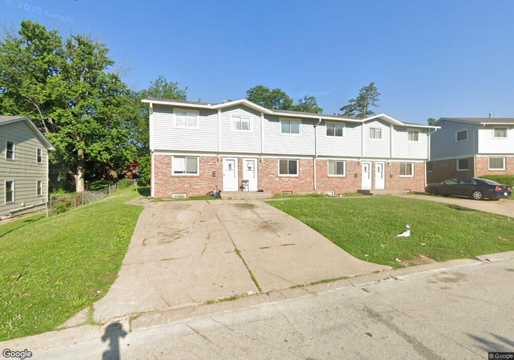 2724 Magnolia Dr, Bettendorf, IA 52722 - photo 1