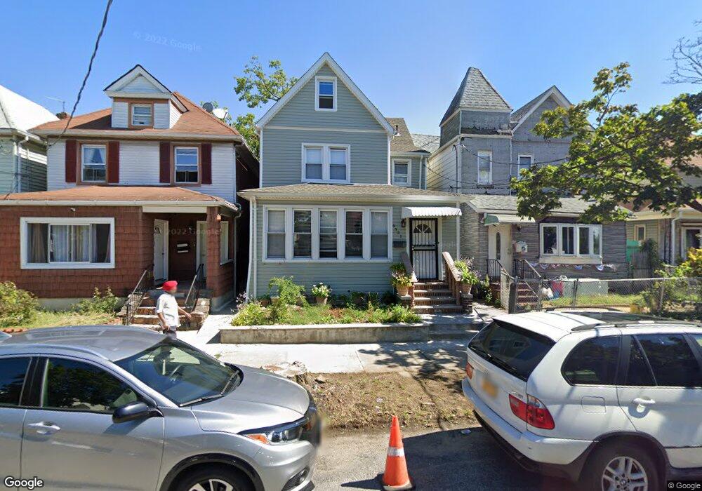 9531 109th St, South Richmond Hill, NY 11419 - photo 1