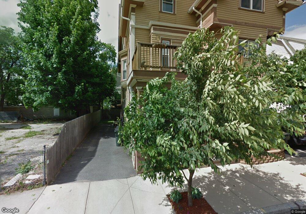 11 Slocum St unit 1, Providence, RI 02909 - photo 1