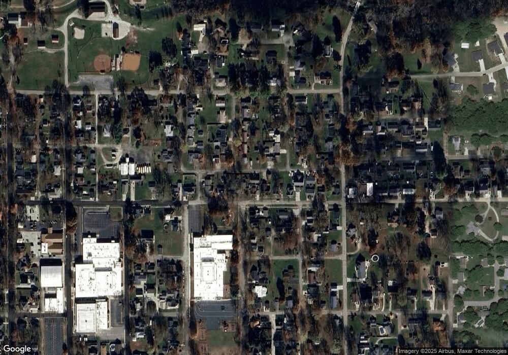 802 Orchard Ave unit 804, Covington, IN 47932 - photo 1