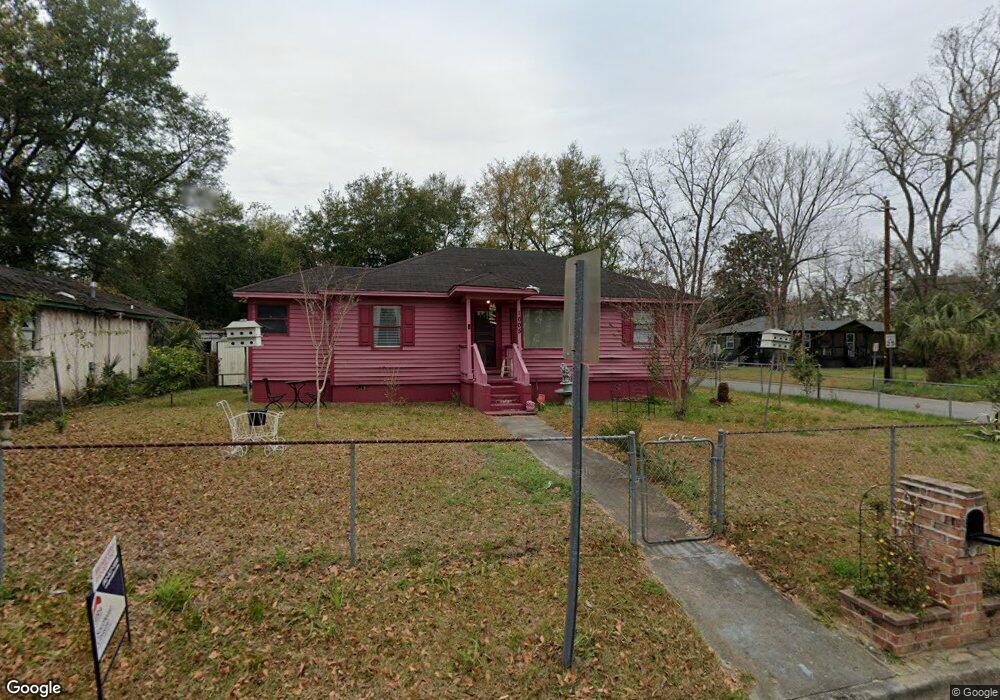 1605 Reynolds St, Savannah, GA 31401 - photo 1