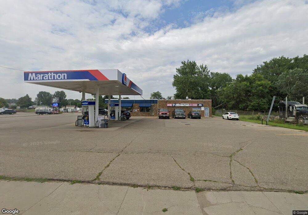 309 6th Ave SE, Mandan, ND 58554 - photo 1