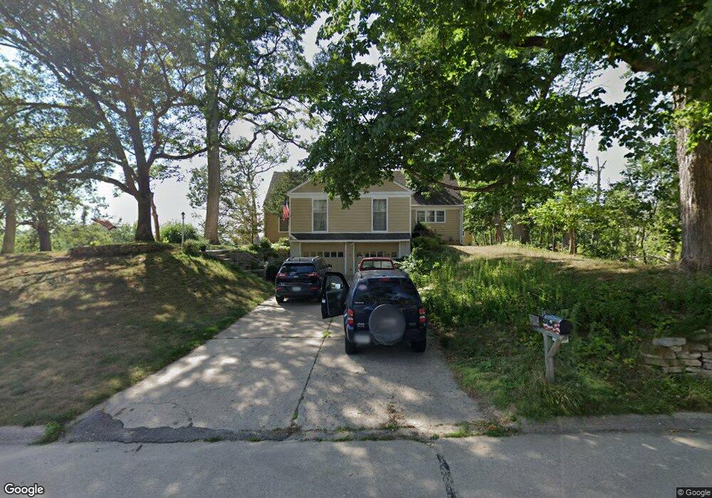 4336 Fox Meadow Dr SE, Cedar Rapids, IA 52403 - photo 1