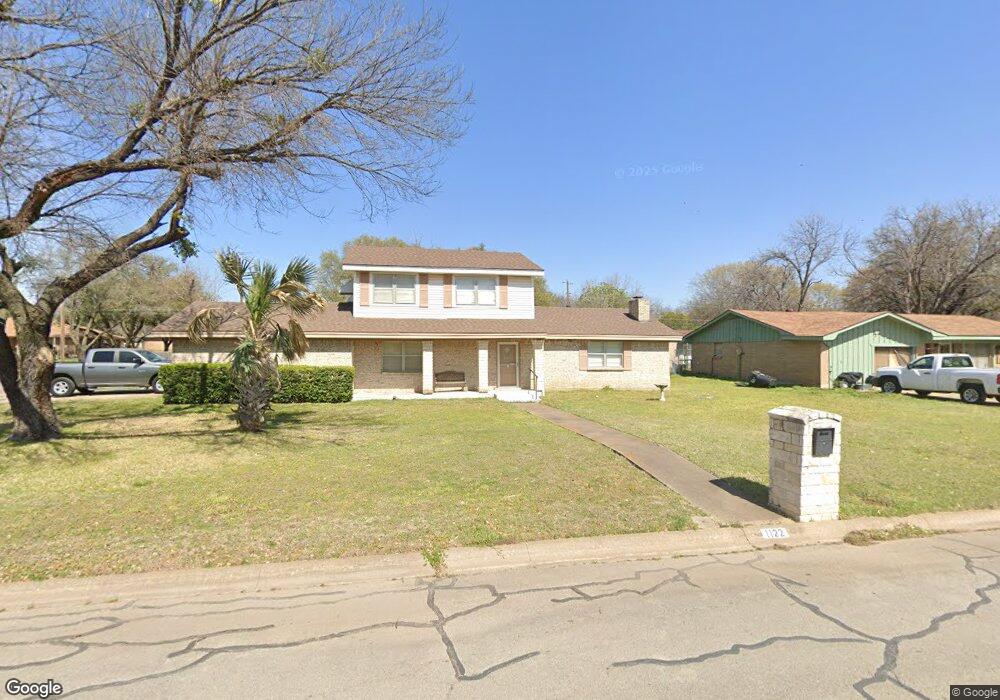 1122 Sheridan Ln, Cleburne, TX 76033 - photo 1