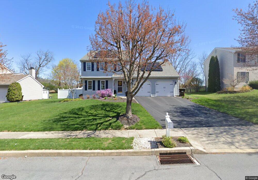 15 Fox Glove Ln, Reading, PA 19606 - photo 1