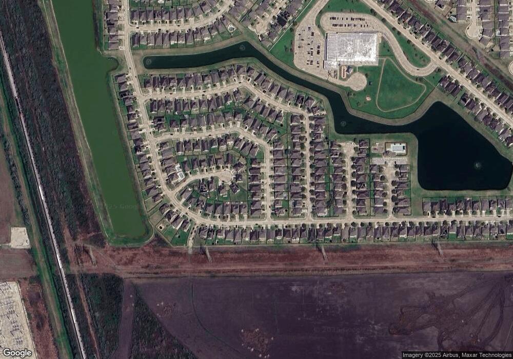 4709 Alluvial Cir, Alvin, TX 77511 - photo 1