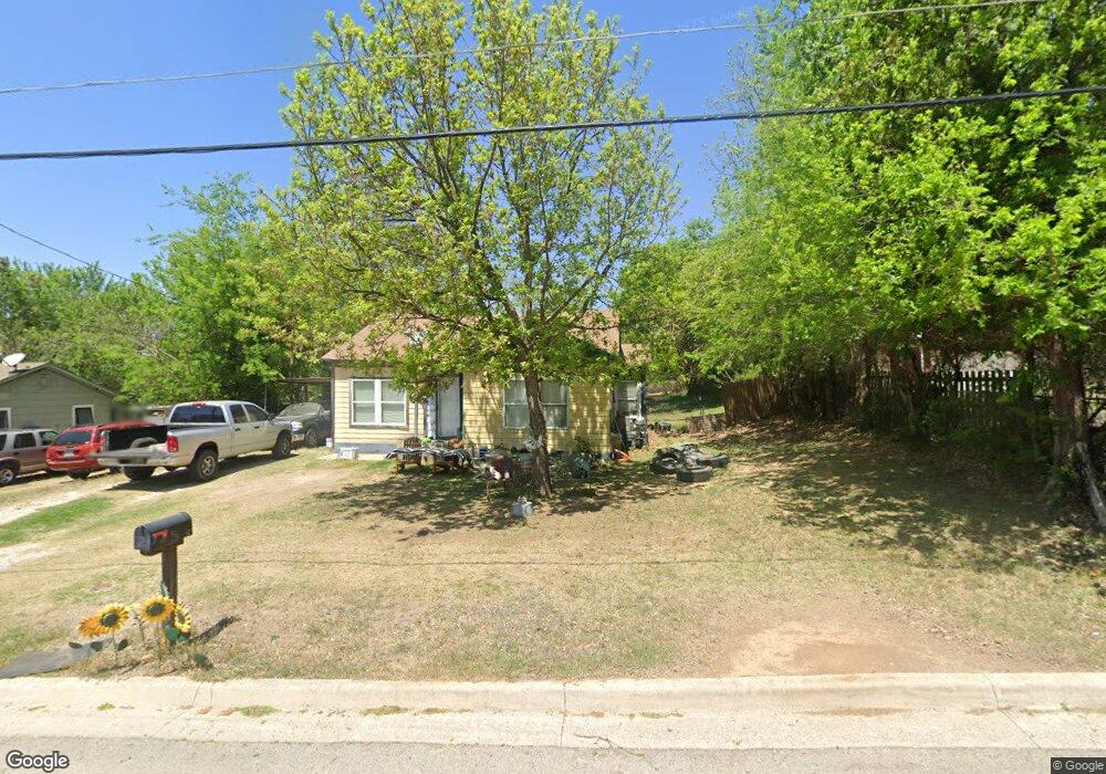 417 Soward Ave, Weatherford, TX 76086 - photo 1