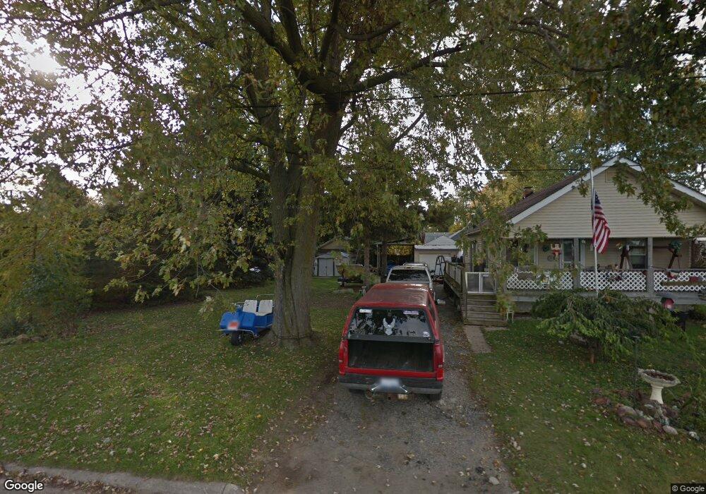 1413 Neubert Ave, Flint, MI 48507 - photo 1