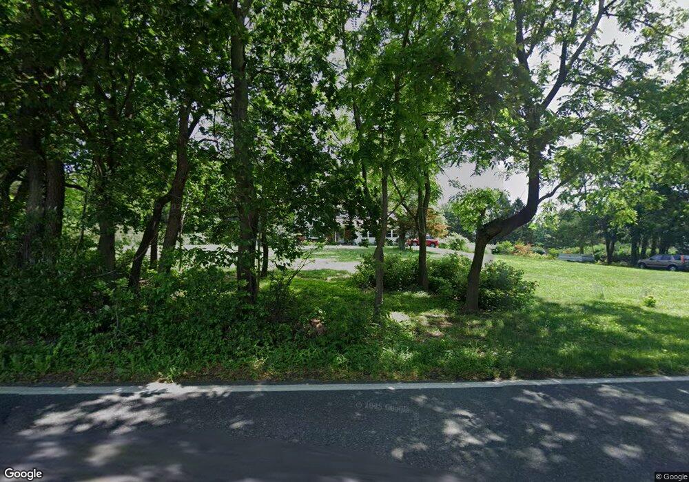 5557 Chestnut Hill Rd, Coopersburg, PA 18036 - photo 1