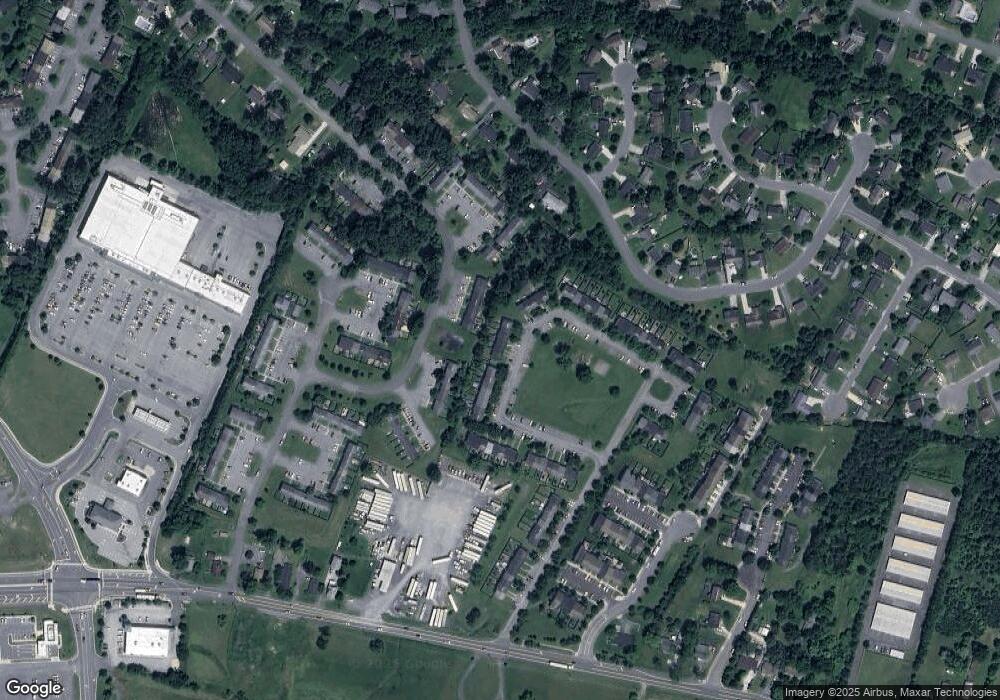 319 Georgetowne Ct, Stephens City, VA 22655 - photo 1