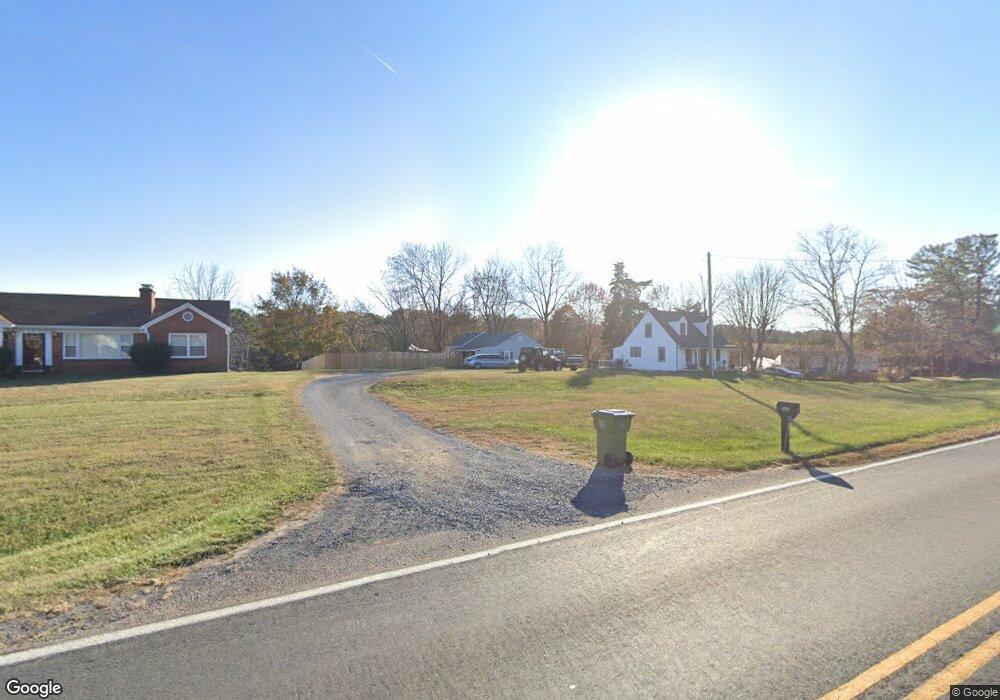 237 Hermitage Rd, Staunton, VA 24401 - photo 1