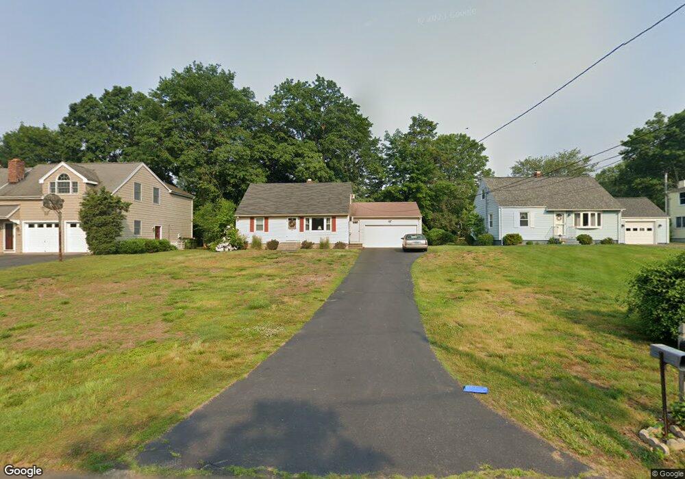 326 Sasapequan Rd, Fairfield, CT 06824 - photo 1